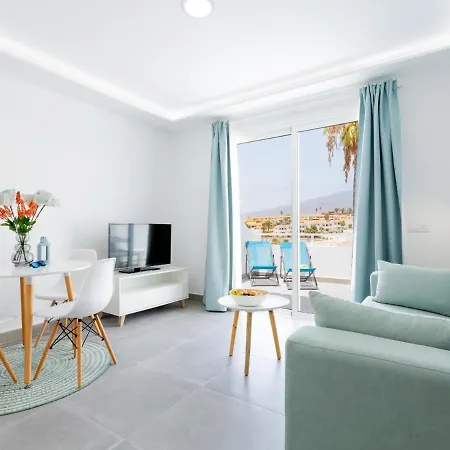 487 B Island Village Apartamento *