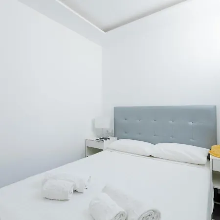 487 B Island Village Apartamento *